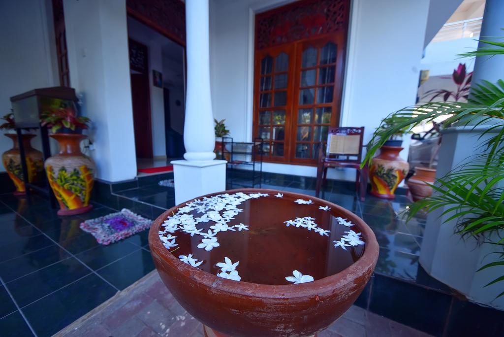 Asian Villa Negombo Exterior foto